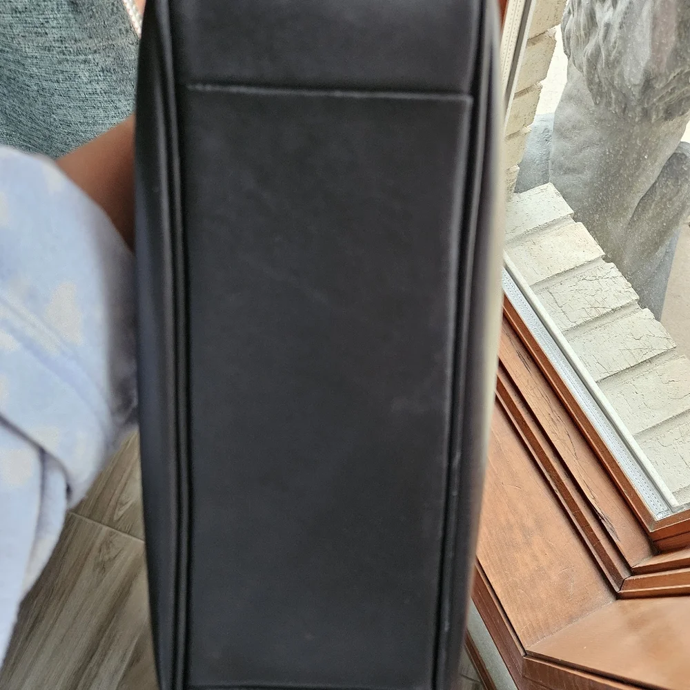 Coach Crossbody Bag - Picture 8 of 9